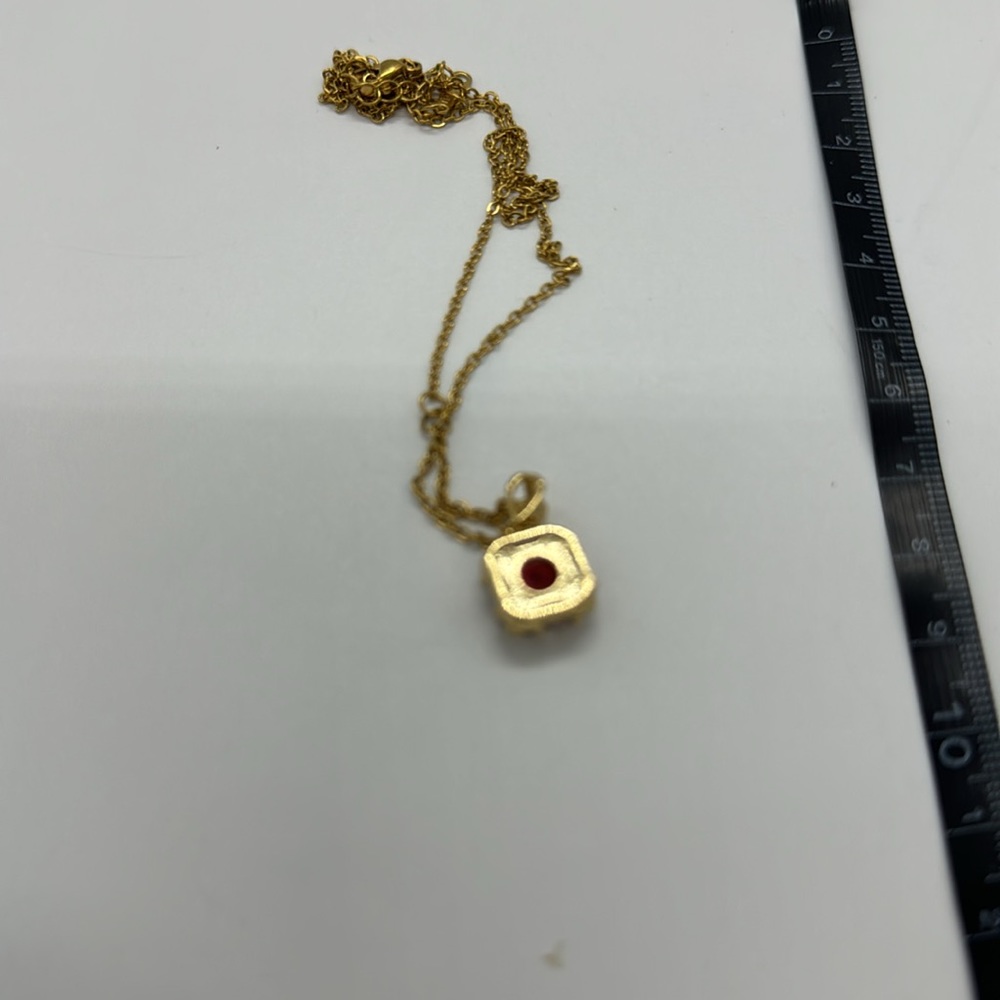 Stunning Pink 8mm Crystal made with Swarovski Crystals set in Gold Pendant - Picture 11 of 11